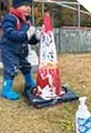 外で遊ぶ子ども